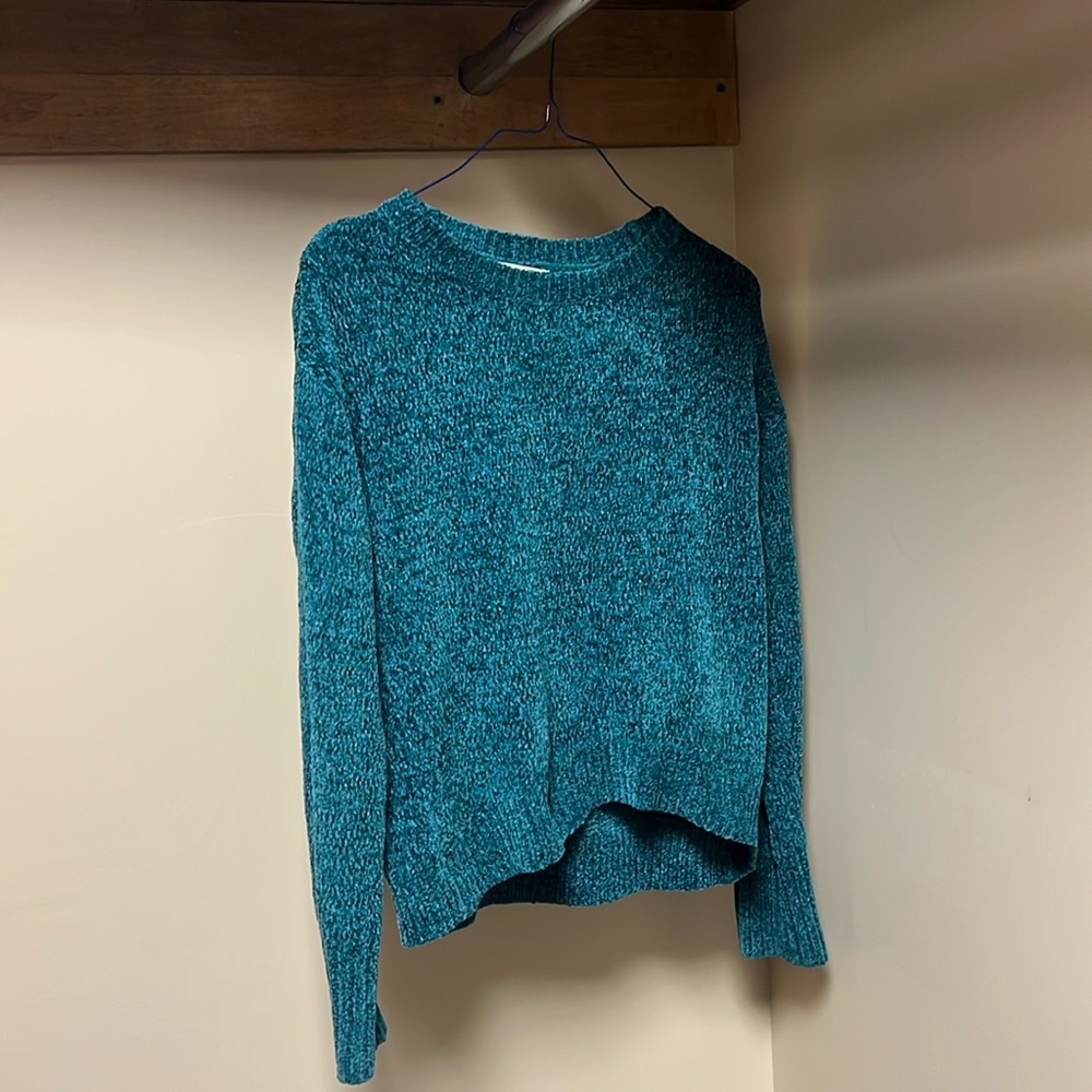 Juniors Emerald Green Sweater Size Large